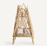 Armchair Neta