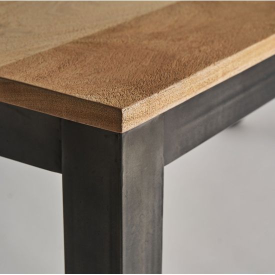 Mesa de Jantar Courry