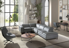 Sofá com chaiselongue Chai