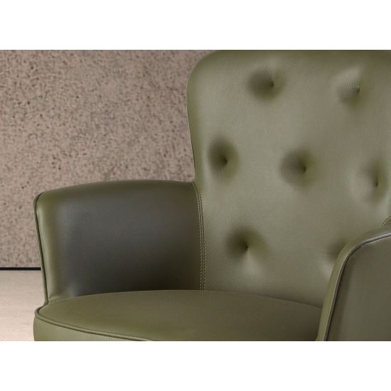 Chair Aul