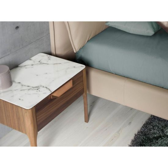 Mesa de Cabeceira Beca