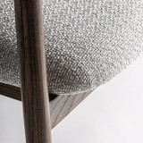 Chair Ternat