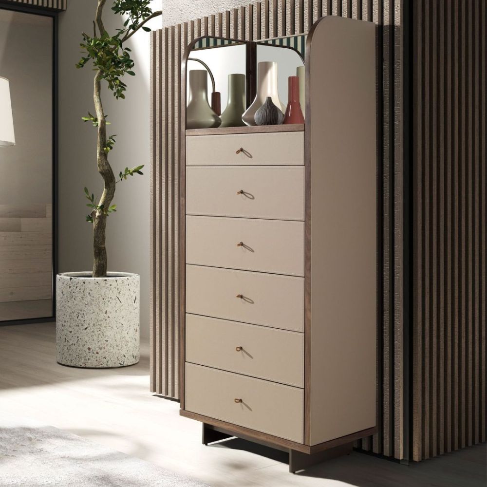 Tall Chest of Drawers Esple