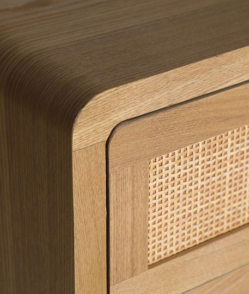 DOAZIT CHEST OF DRAWERS