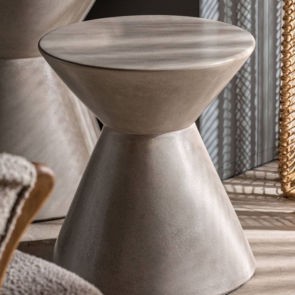 TELFS SIDE TABLE